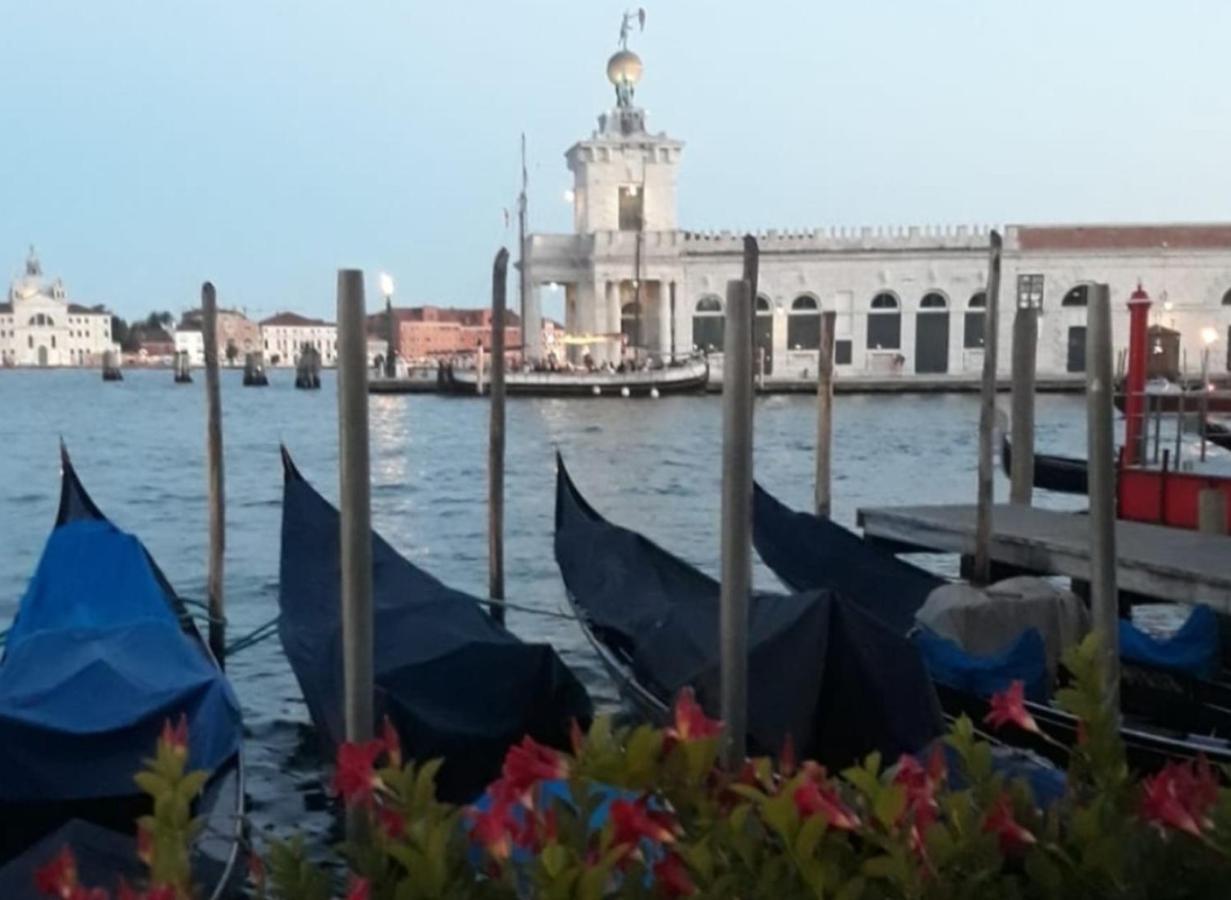 Casetta Sulla Laguna Venedig Eksteriør billede